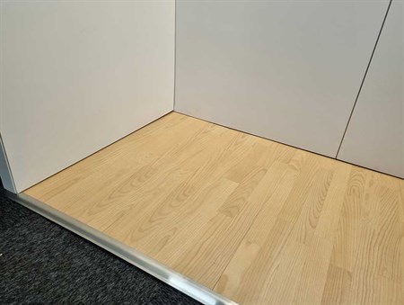 Laminatgolv inkl. kantlist och skyddsgolv, bok